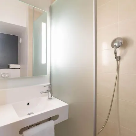 Centre Perrache Szálloda 3*