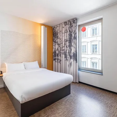Centre Perrache Berthelot Hotel 3*